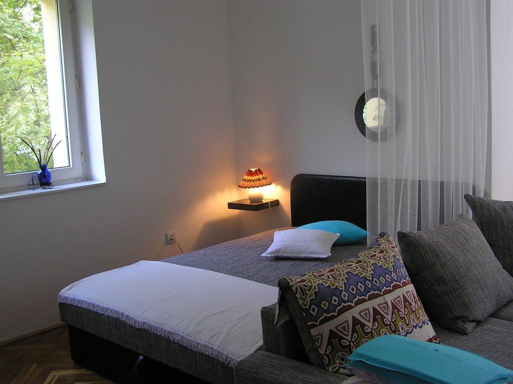Belvárosi Studio Apartman Győr Quarto foto
